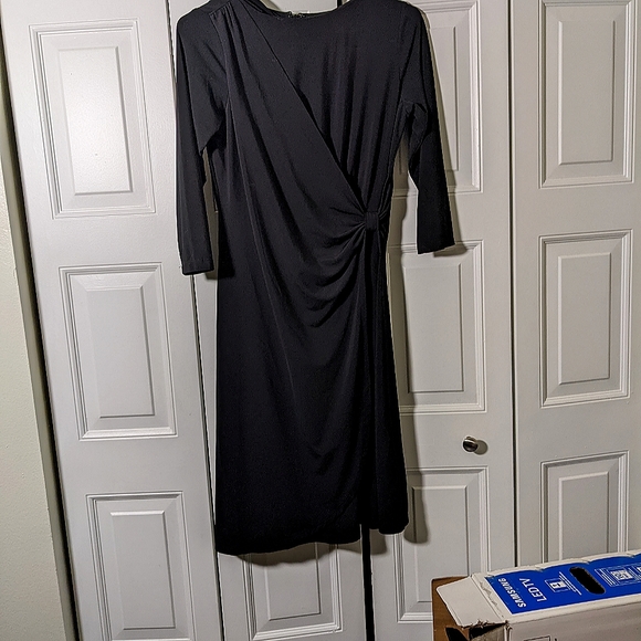 ๐ค Vintage Joan Rivers little black midi wrap dress with 3/4 sleeve - Picture 3 of 9